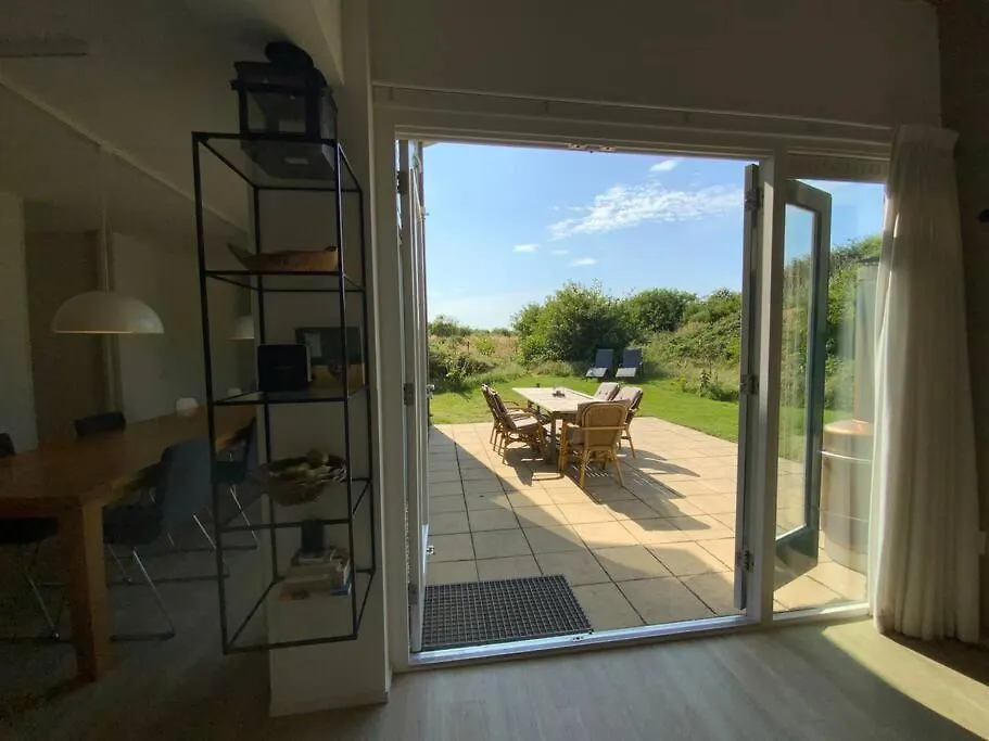 Дом отдыха Вилла Bungalow In De Prachtige Haagse Duinen! Нидерланды